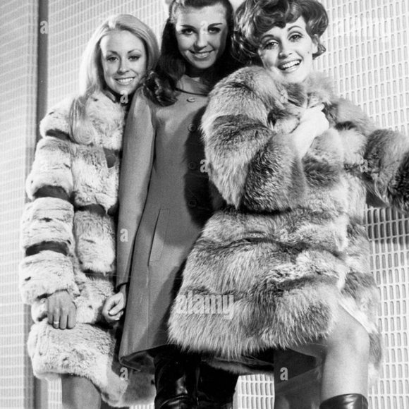VINTAGE 1960s fur & leather lined coat & matching hat SZ S - M - Picture 15 of 15